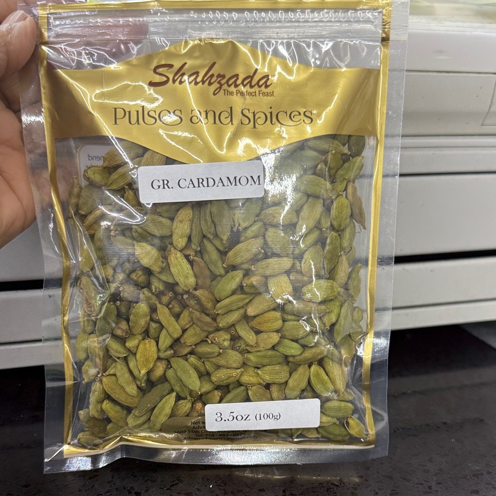 Shahzada Pulses and Spices Green Cardamom - 3.5oz